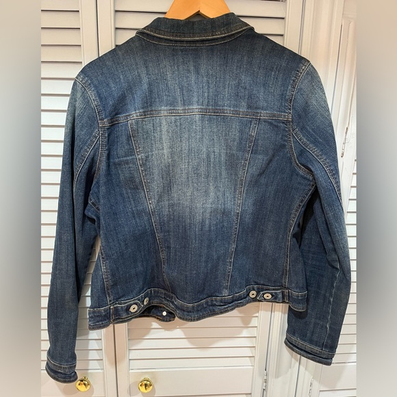 Women’s Denim Jacket - Picture 4 of 4